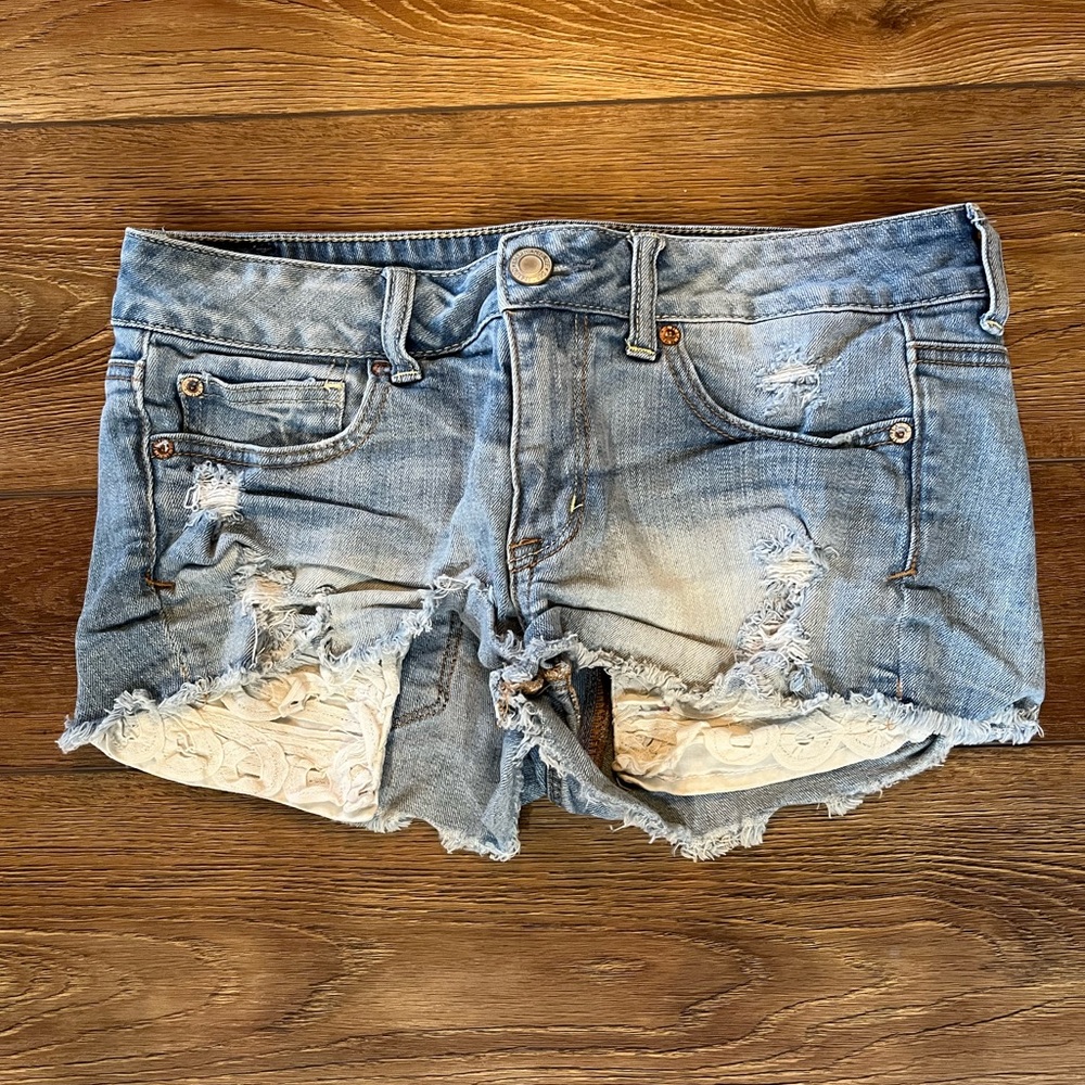 American Eagle size 6 shorts